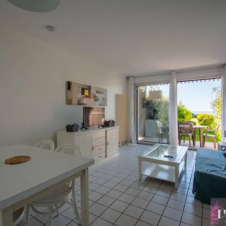 Апартаменты Meuble 4 Pers. Avec Terrasse Et Parking, Proche - Fr-1-825-33 *